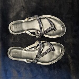 Alfani black sparkly slip on sandals Size 7.5